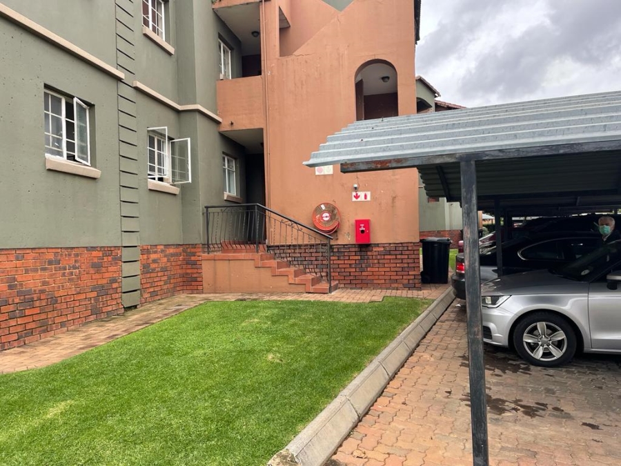 2 Bedroom Property for Sale in Castleview Gauteng