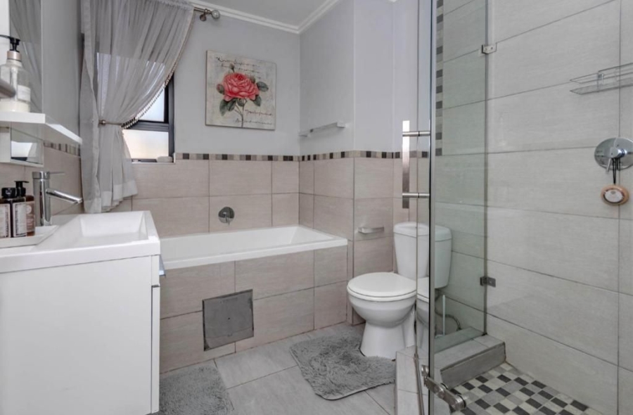 To Let 2 Bedroom Property for Rent in Sebenza Gauteng