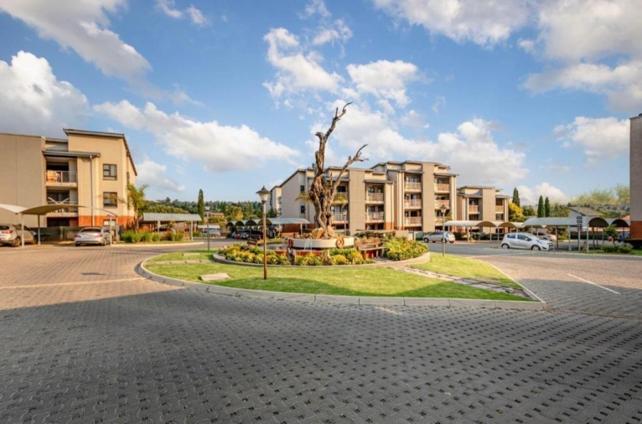 To Let 2 Bedroom Property for Rent in Sebenza Gauteng