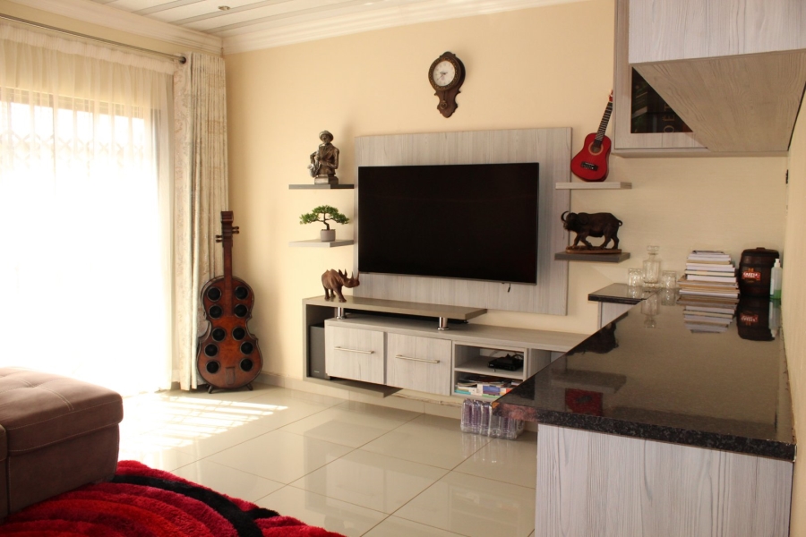 3 Bedroom Property for Sale in The Orchards Gauteng