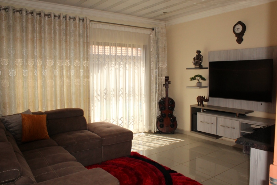 3 Bedroom Property for Sale in The Orchards Gauteng