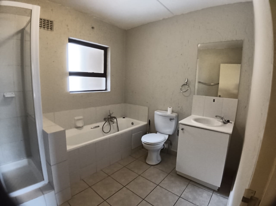 To Let 1 Bedroom Property for Rent in Ferndale Gauteng