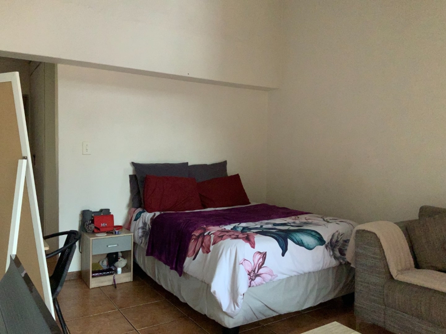 To Let 1 Bedroom Property for Rent in Clubview Gauteng