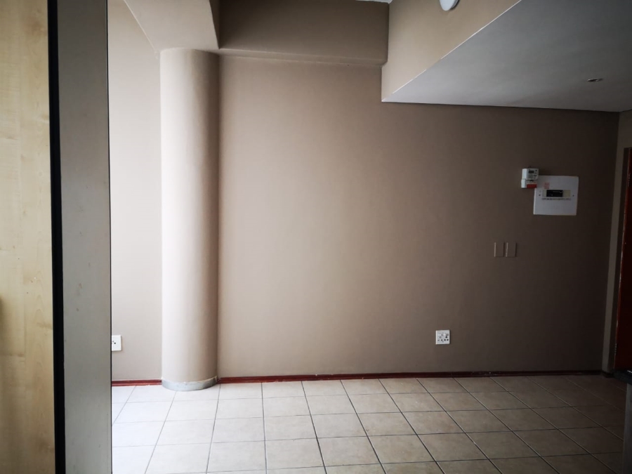 1 Bedroom Property for Sale in Braamfontein Gauteng