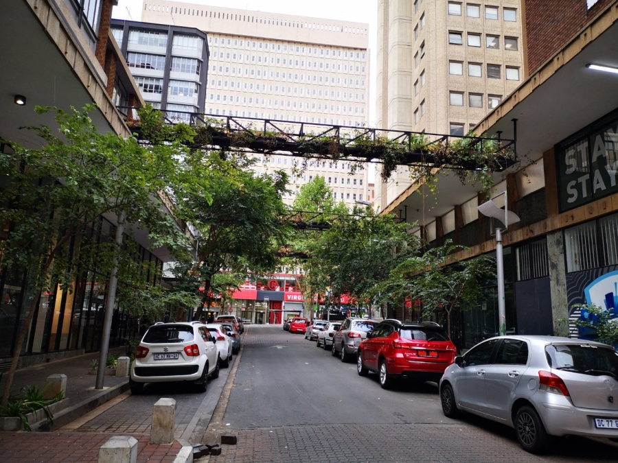 1 Bedroom Property for Sale in Braamfontein Gauteng