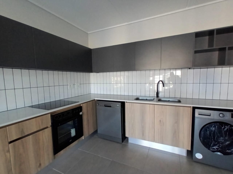 To Let 2 Bedroom Property for Rent in Mulbarton Gauteng