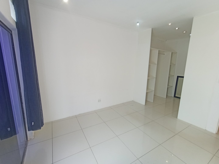 To Let 1 Bedroom Property for Rent in Lyndhurst Gauteng