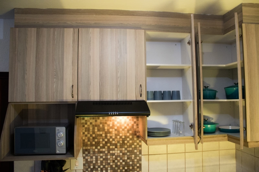 To Let 2 Bedroom Property for Rent in Wilro Park Gauteng