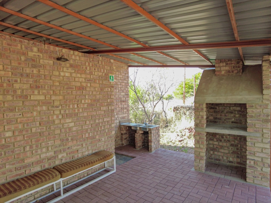 Commercial Property for Sale in Dinokeng Game Reserve Gauteng