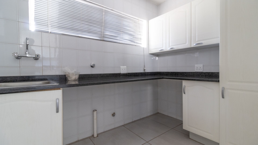 To Let 4 Bedroom Property for Rent in Meyersdal Gauteng
