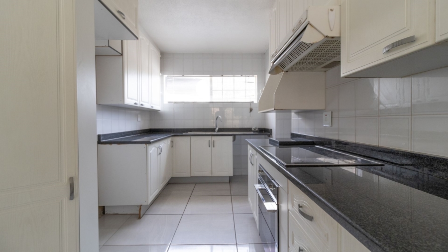 To Let 4 Bedroom Property for Rent in Meyersdal Gauteng