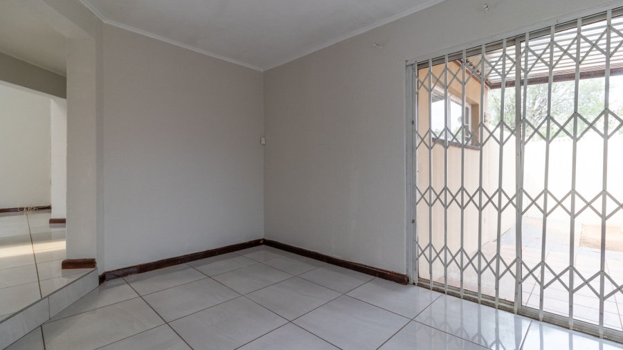 To Let 4 Bedroom Property for Rent in Meyersdal Gauteng