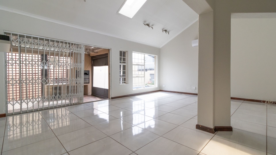 To Let 4 Bedroom Property for Rent in Meyersdal Gauteng