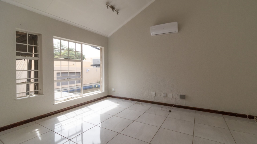 To Let 4 Bedroom Property for Rent in Meyersdal Gauteng