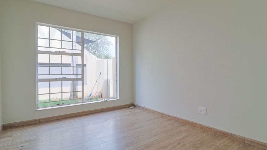 To Let 4 Bedroom Property for Rent in Meyersdal Gauteng