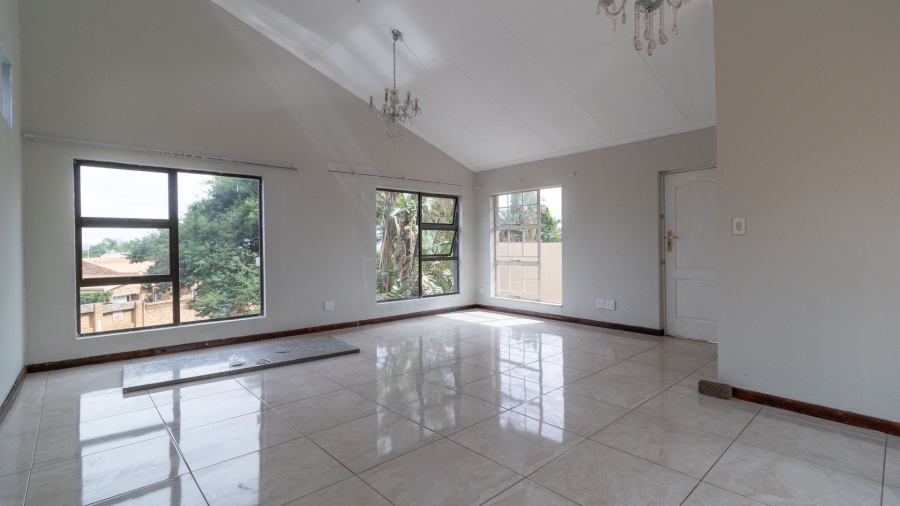 To Let 4 Bedroom Property for Rent in Meyersdal Gauteng