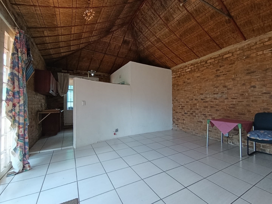1 Bedroom Property for Sale in Observatory Gauteng