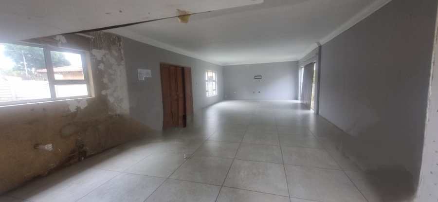 4 Bedroom Property for Sale in Strubensvallei Gauteng