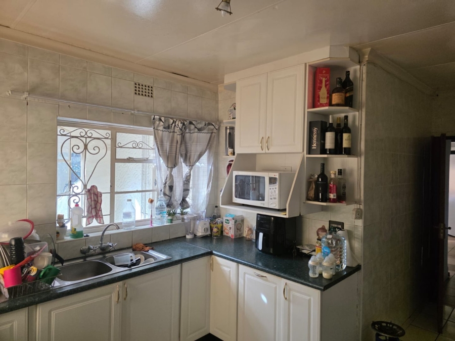 3 Bedroom Property for Sale in Mondeor Gauteng