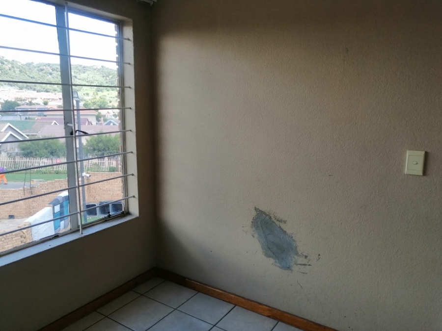 To Let 2 Bedroom Property for Rent in Meredale Gauteng