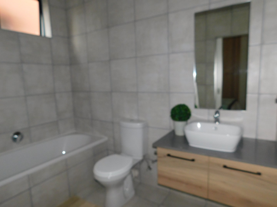 2 Bedroom Property for Sale in Montana Park Gauteng