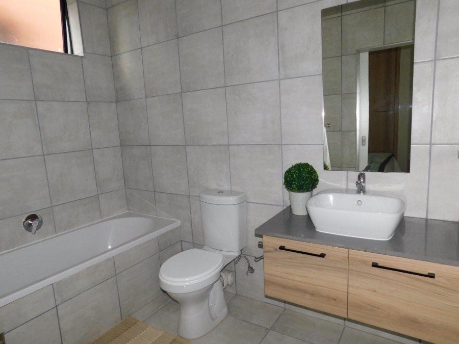 2 Bedroom Property for Sale in Montana Park Gauteng