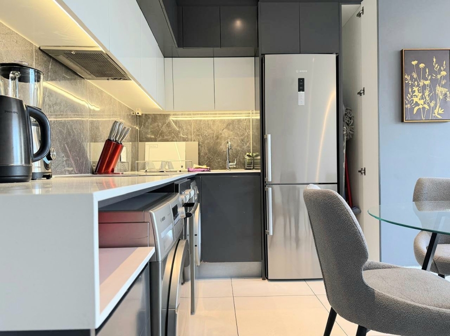 To Let 1 Bedroom Property for Rent in Sandown Gauteng