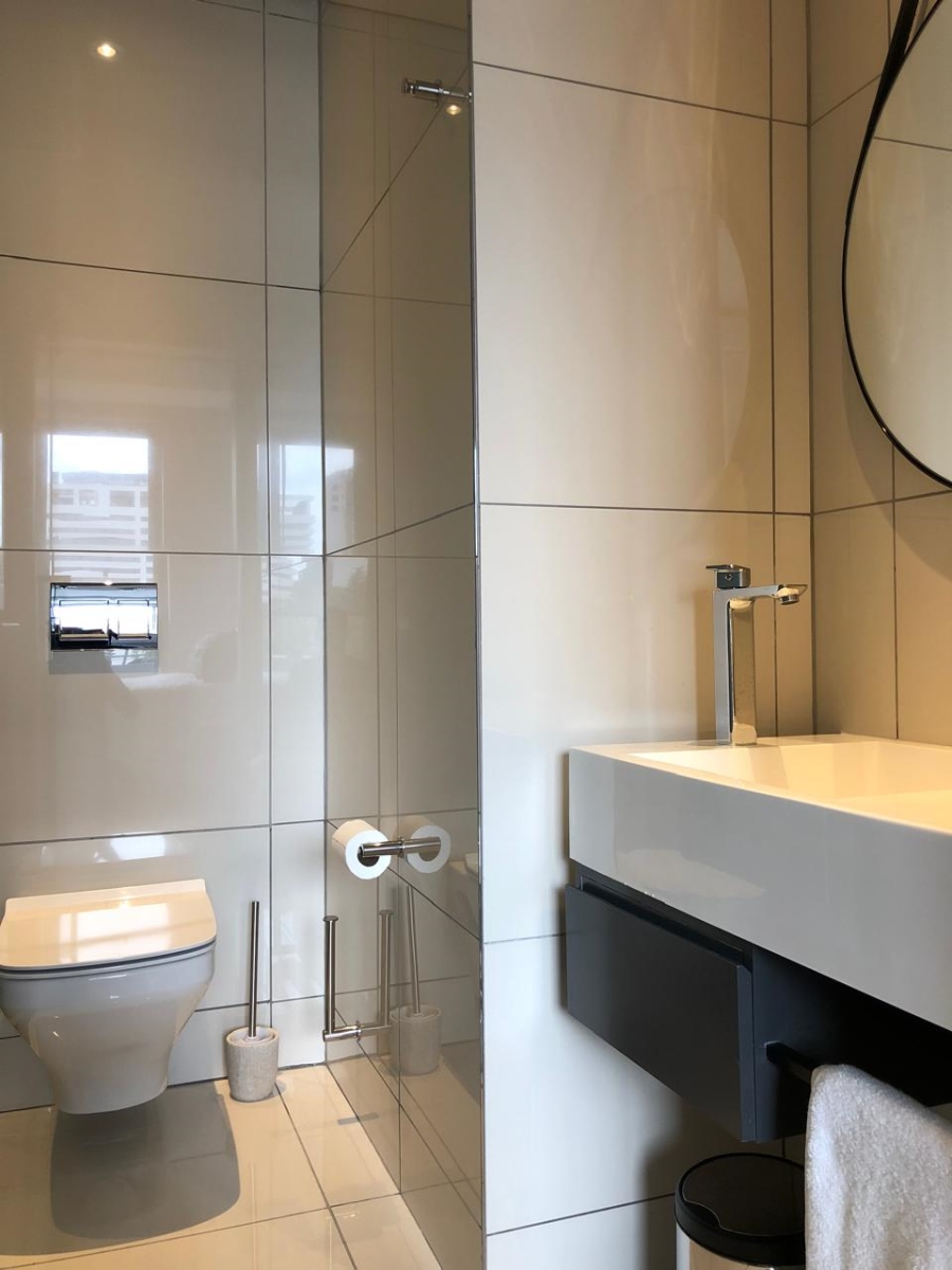 To Let 1 Bedroom Property for Rent in Sandown Gauteng