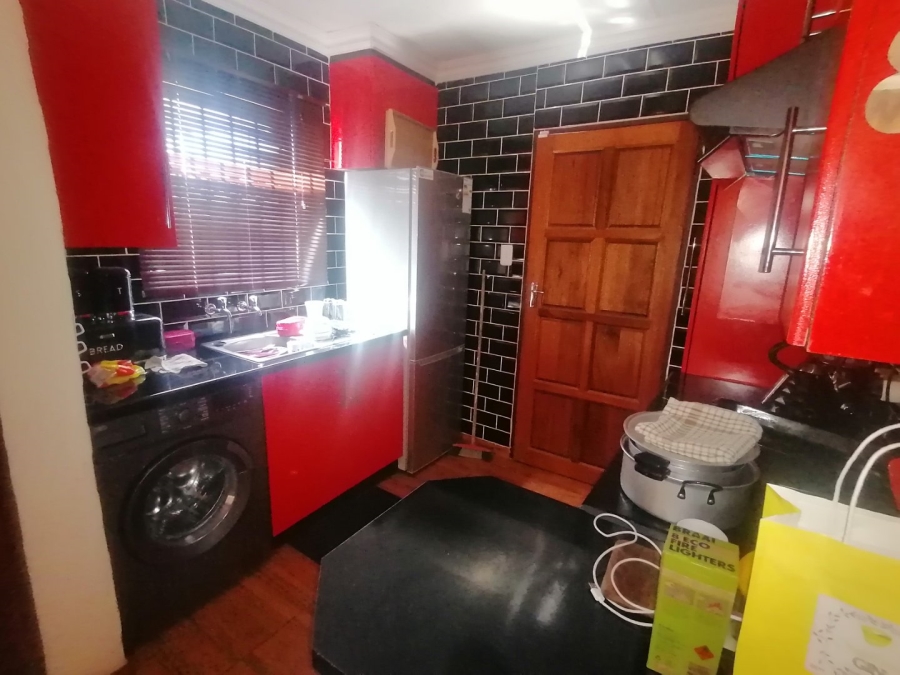 To Let 2 Bedroom Property for Rent in Soshanguve East Gauteng