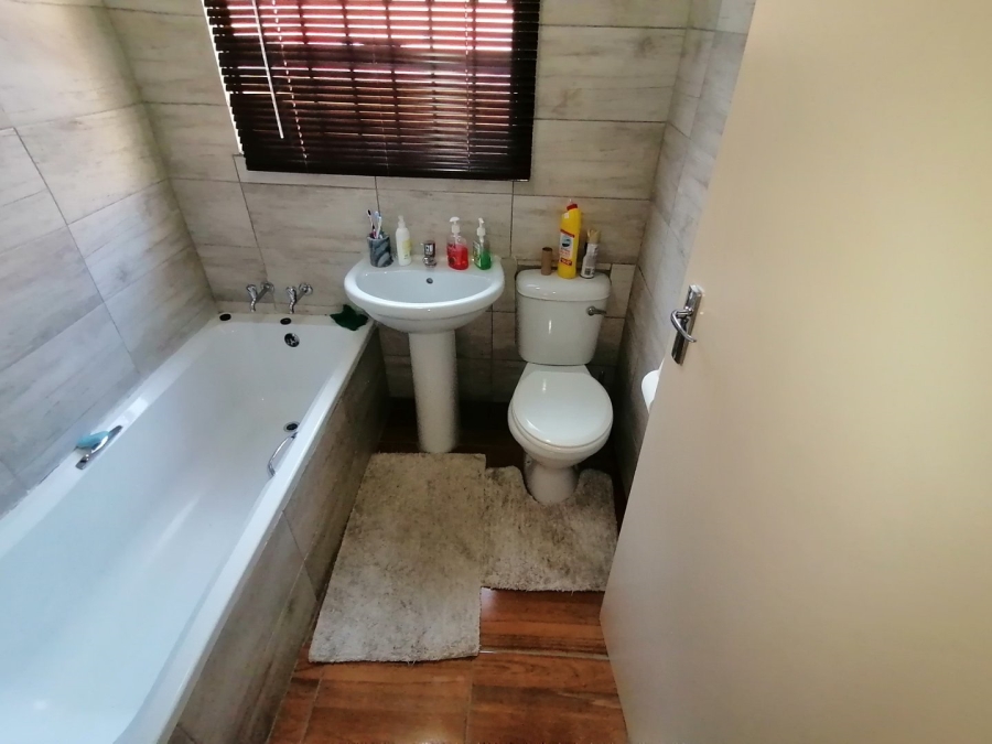 To Let 2 Bedroom Property for Rent in Soshanguve East Gauteng