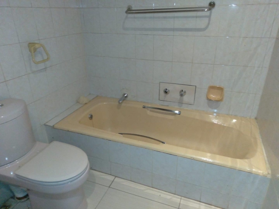 3 Bedroom Property for Sale in Rosettenville Gauteng