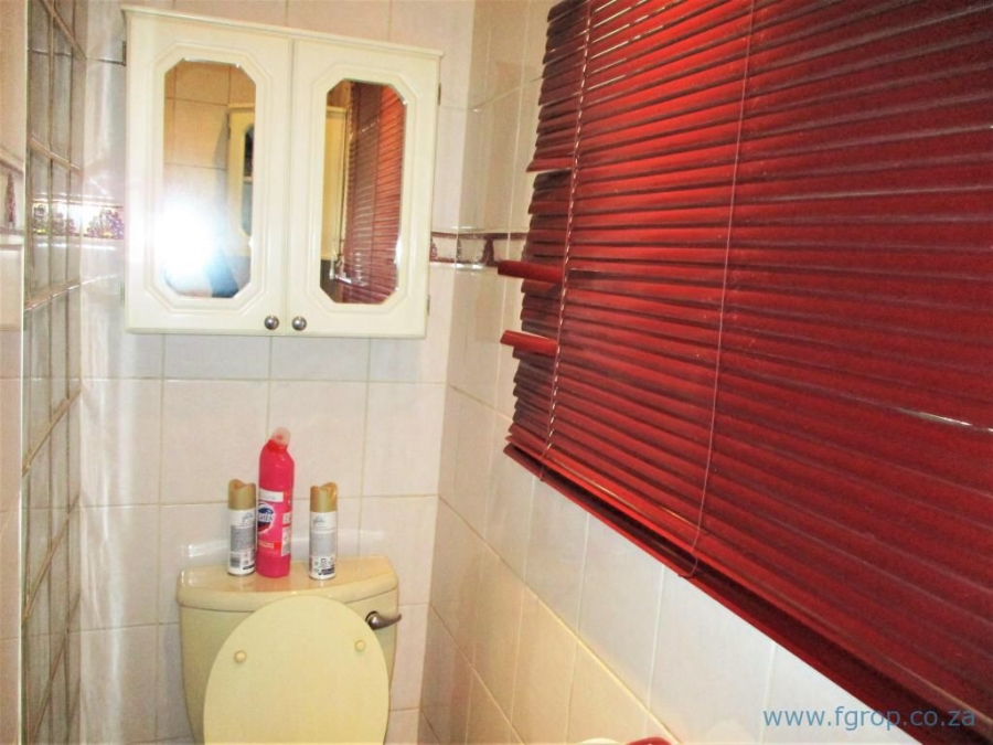 3 Bedroom Property for Sale in Lenasia Ext 5 Gauteng