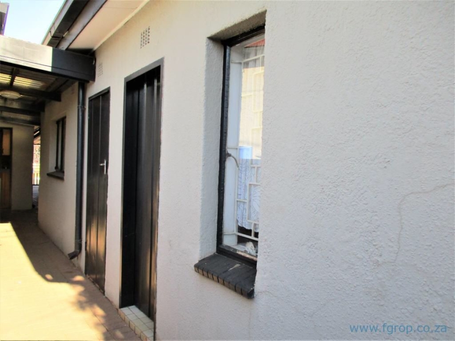 3 Bedroom Property for Sale in Lenasia Ext 5 Gauteng