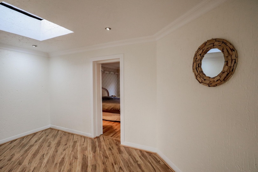 4 Bedroom Property for Sale in Bassonia Gauteng
