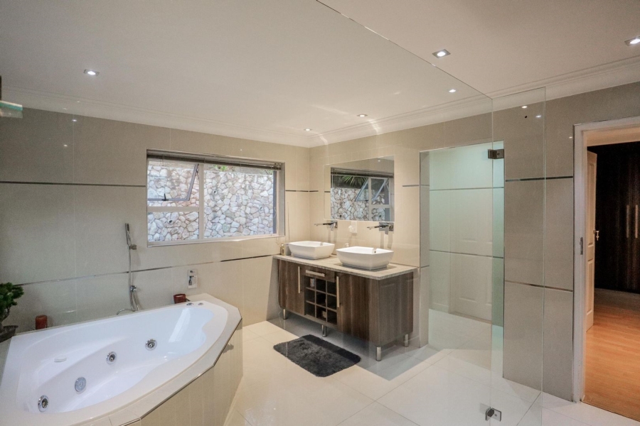 4 Bedroom Property for Sale in Bassonia Gauteng