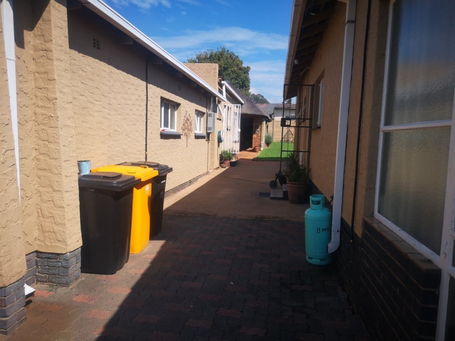 3 Bedroom Property for Sale in Woodmere Gauteng