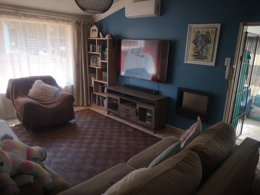3 Bedroom Property for Sale in Woodmere Gauteng