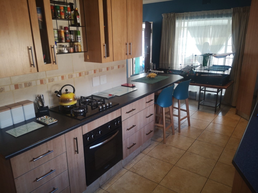 3 Bedroom Property for Sale in Woodmere Gauteng