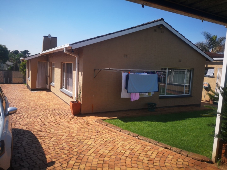 3 Bedroom Property for Sale in Woodmere Gauteng
