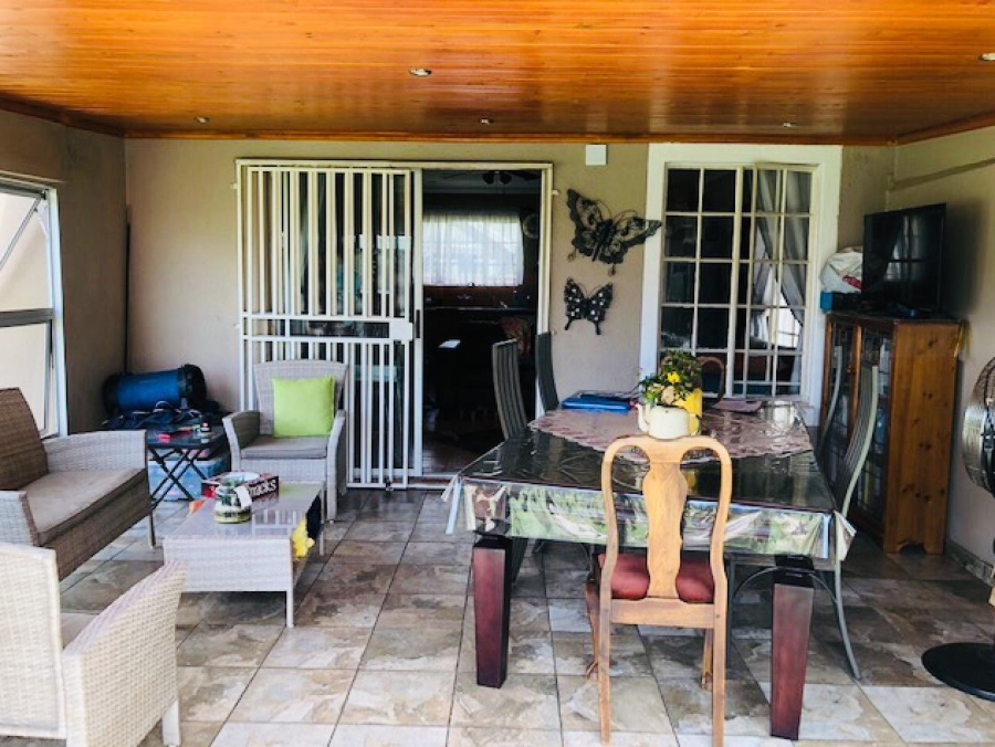 To Let 3 Bedroom Property for Rent in Verwoerdpark Gauteng