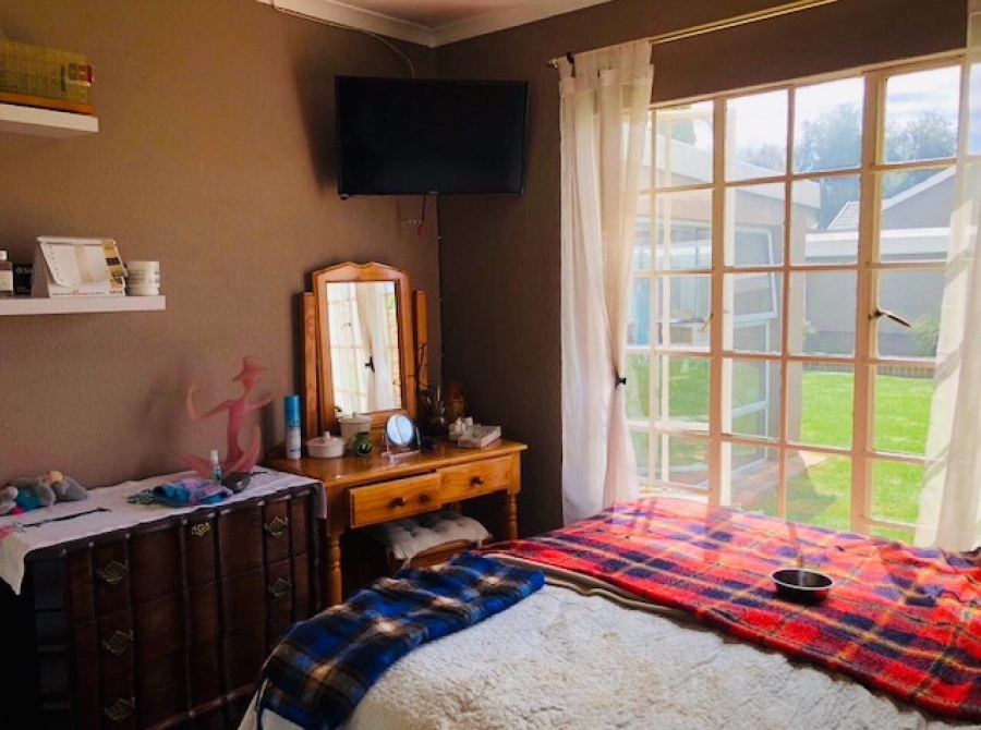 To Let 3 Bedroom Property for Rent in Verwoerdpark Gauteng