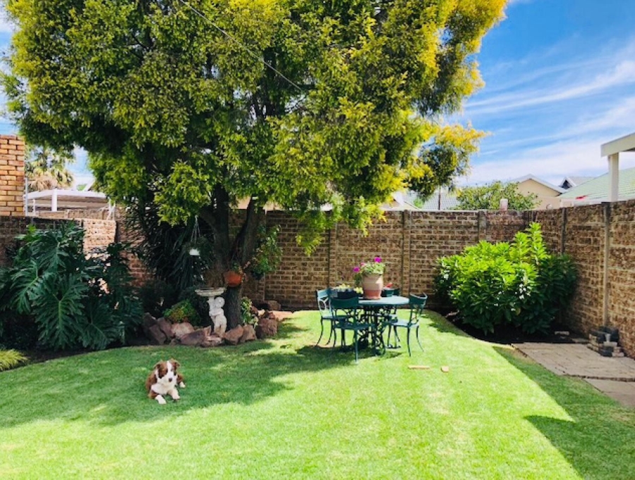 To Let 3 Bedroom Property for Rent in Verwoerdpark Gauteng