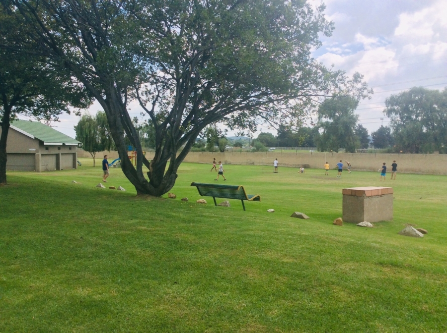 To Let 3 Bedroom Property for Rent in Verwoerdpark Gauteng