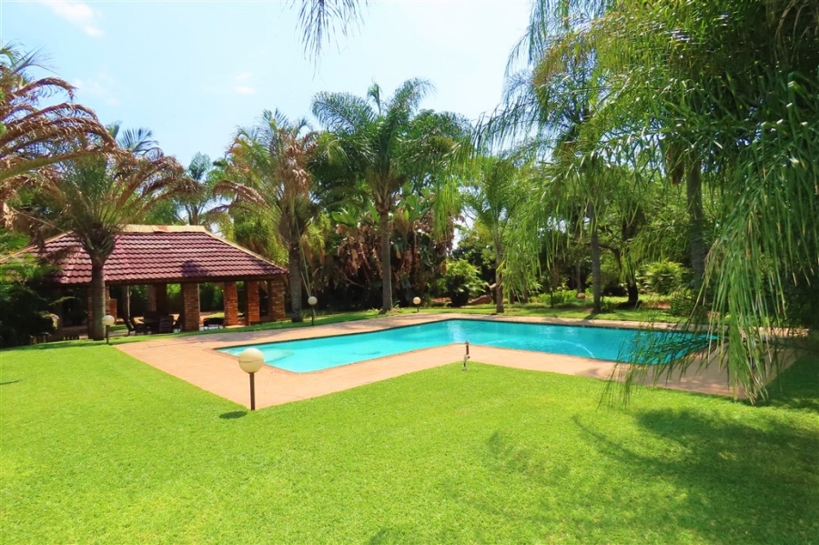 Commercial Property for Sale in Vasfontein AH Gauteng