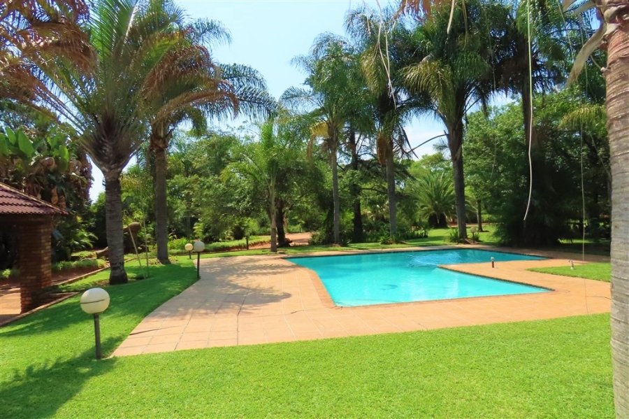 Commercial Property for Sale in Vasfontein AH Gauteng