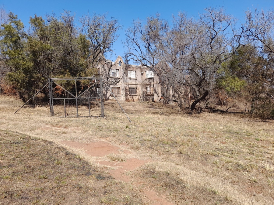 Commercial Property for Sale in Roodekrans Gauteng
