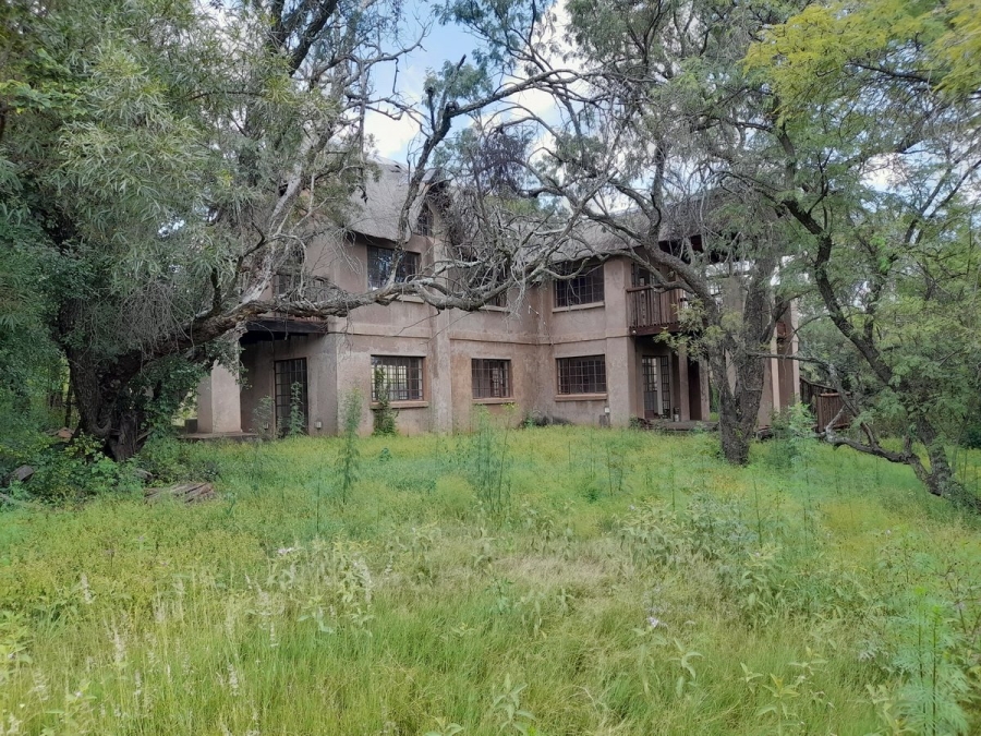 Commercial Property for Sale in Roodekrans Gauteng