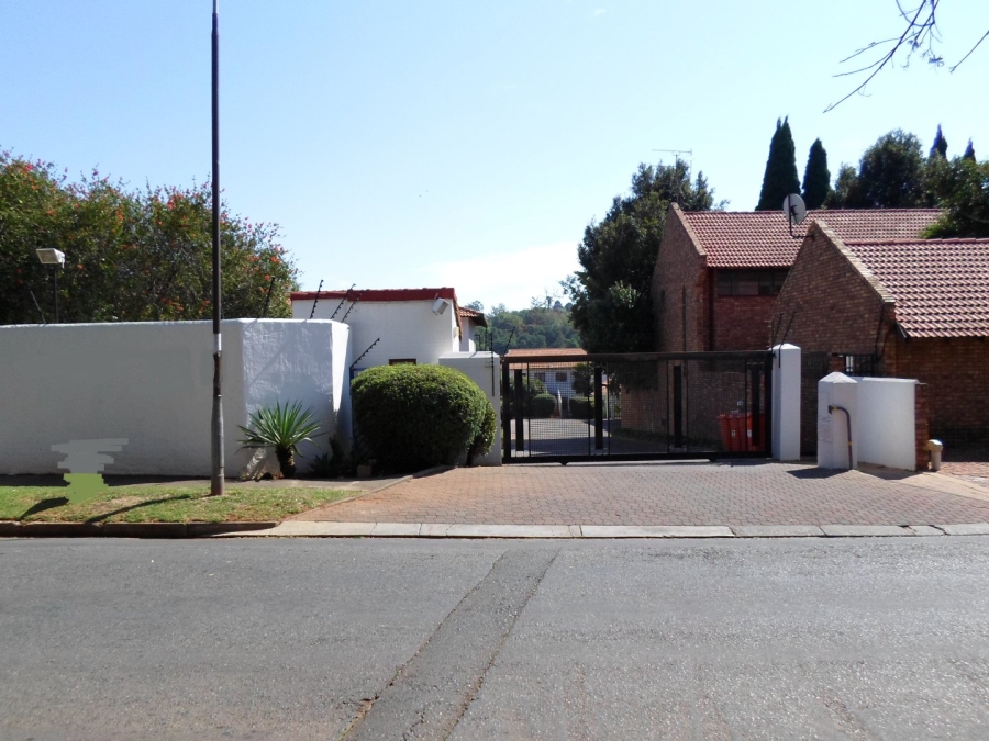1 Bedroom Property for Sale in Observatory Gauteng