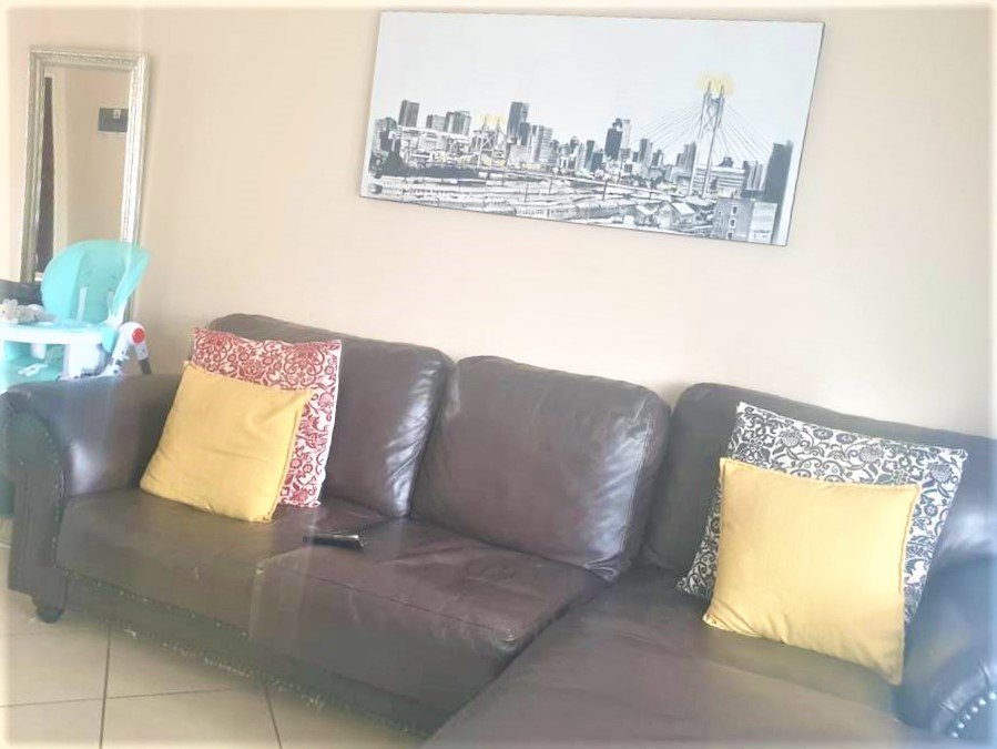 2 Bedroom Property for Sale in Monavoni Gauteng