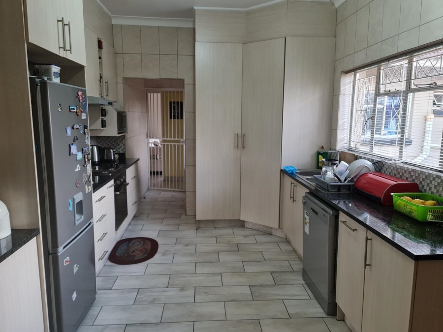 To Let 3 Bedroom Property for Rent in Parkdene Gauteng